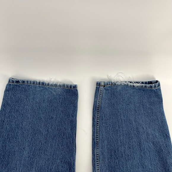 Levi Strauss 550 Relaxed Fit Mens Jeans Blue Denim W42 L32 - Picture 8 of 10